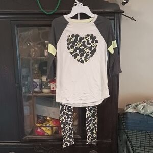 Kids Pajamas with Heart Design Black And Yellow And White